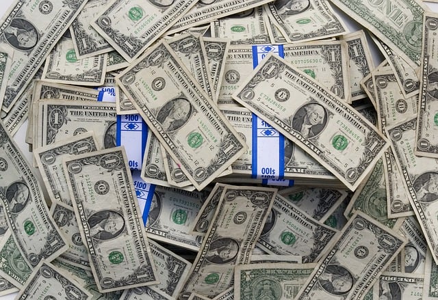 كيفية تحسين إدارة المال لتأمين مستقبلك