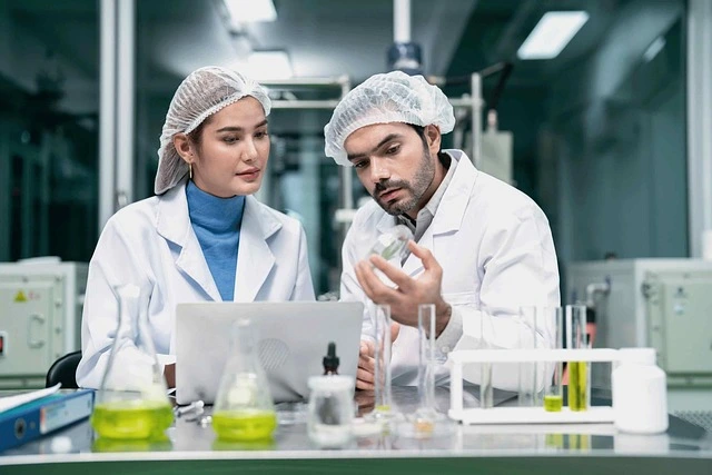 التجارب السريرية لفيروس كورونا في الخارج