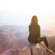 أفضل التطبيقات التي يمكن أن تساعدك في السفر بمفردك