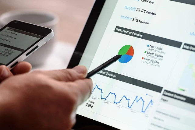 كيفية استخدام الأدوات السحابية لتحسين أداء عملك في المجال الرقمي