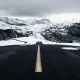 كيف ساعدت تكنولوجيا السيارات في تحسين الأداء على الطرق الوعرة؟