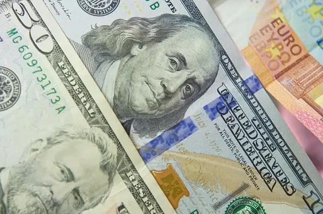 كيفية بناء محفظة استثمارية متعددة العملات