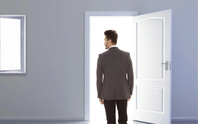 تأثير العمل الحر على فرص العمل في الخارج