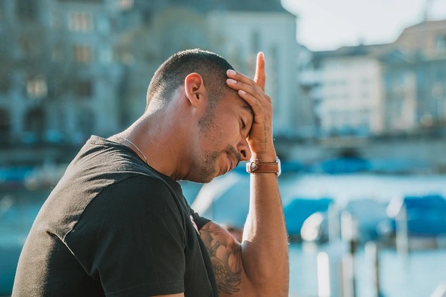 كيف تتجنب الصداع الناتج عن الجفاف خلال الصيام