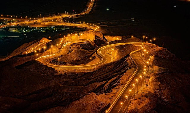 كيف يسهم المسار الرياضي في تحسين البنية التحتية للطرق؟