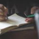 أفكار لتعزيز الإبداع في العمل والدراسة