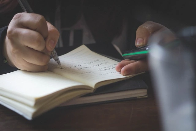 أفكار لتعزيز الإبداع في العمل والدراسة