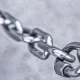 العلاقات العاطفية والتمييز الثقافي: كيف نتجاوز الحواجز؟