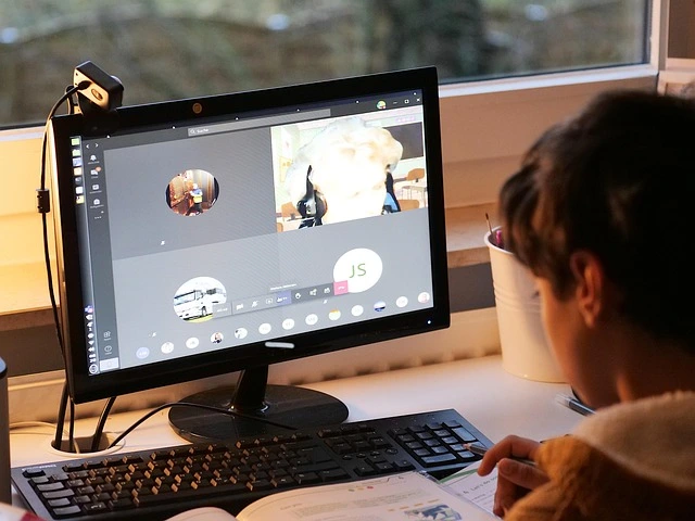 أفضل الطرق لتحسين تجربة التعليم الإلكتروني للأطفال