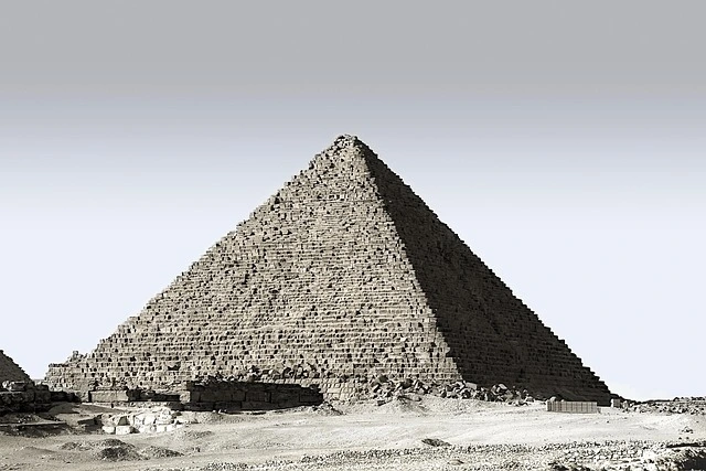 استكشاف المناطق التاريخية في القاهرة